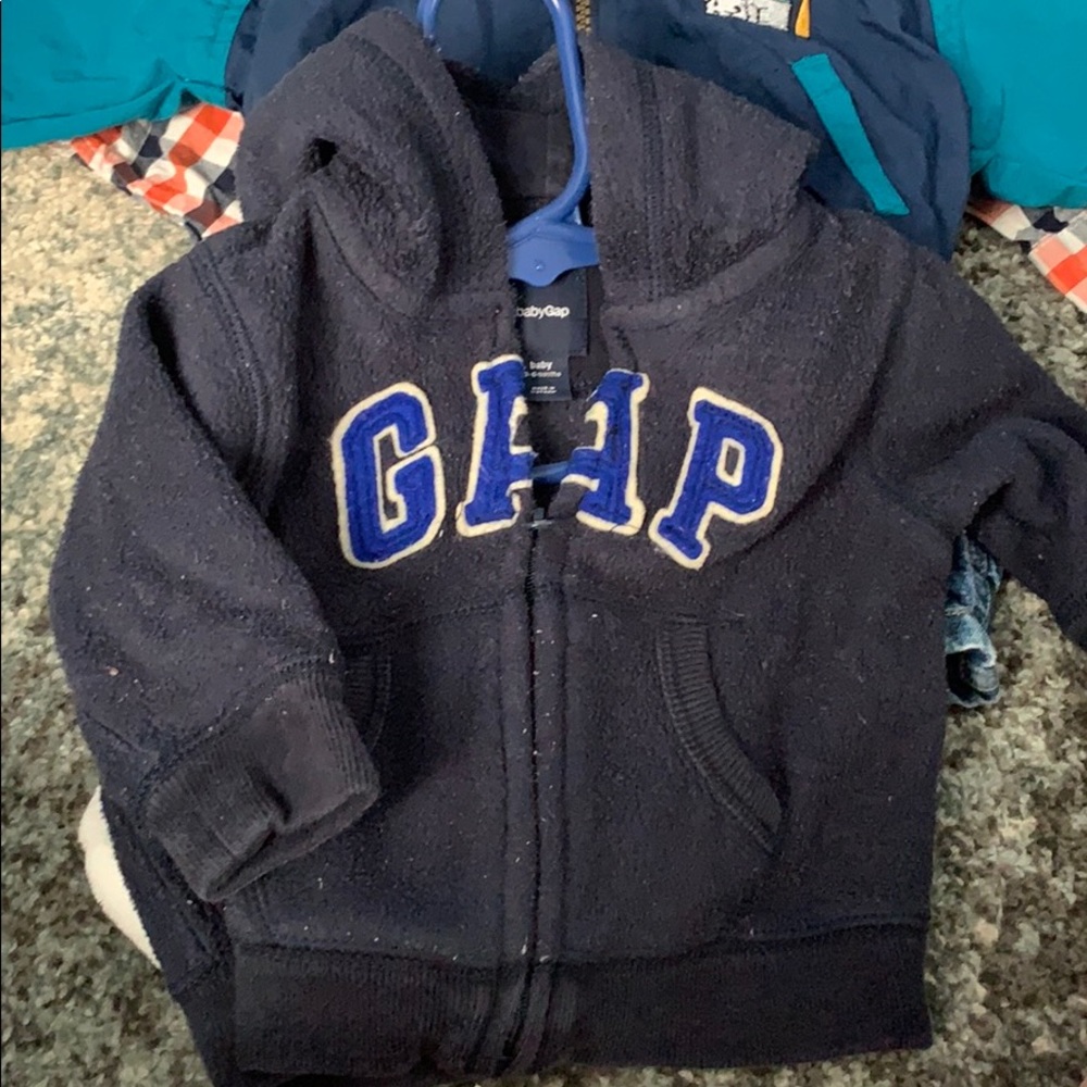 Gap fleece